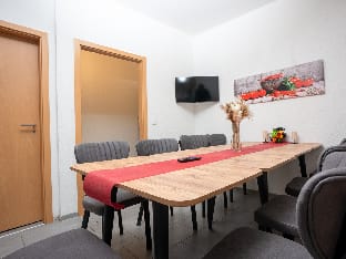 Serviceroom24 - Space in Recklinghausen Tv|WLAN Apartment in Recklinghausen