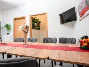 Serviceroom24 - Space in Recklinghausen Tv|WLAN Apartment in Recklinghausen