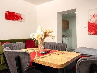 Serviceroom24 - Apartment 4 in Herten SmartTv|Wlan Apartment in Gelsenkirchen