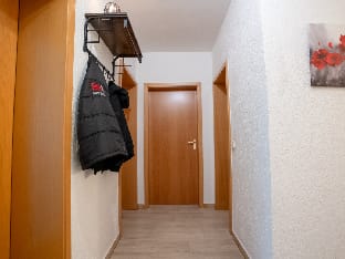 Serviceroom24 - Apartment 3 in Duisburg Tv|WLAN Apartment in Duisburg