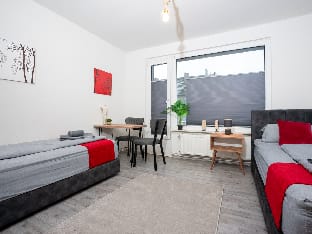 Serviceroom24 - Apartment 2 in Duisburg TV | WLAN Apartment in Duisburg