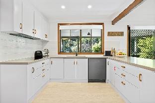 Fuller Holidays - Maluco - Belongil Beach Vacation rental in Byron Bay