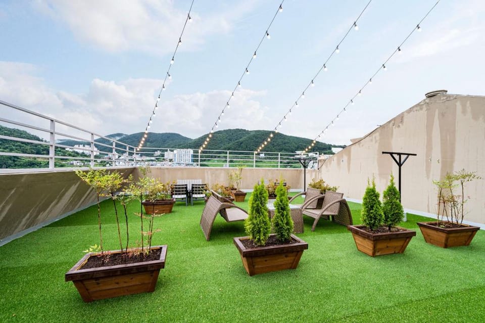 Hotel YAJA Jangseungpo Hotel in South Korea