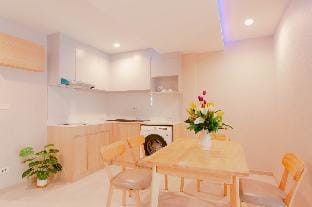 New 168sqm 3BR FL3 Ekamai luxury home near 711,BTS Apartment in Bangkok