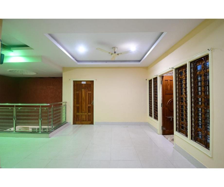 West House Residency Near Infocity Hotel in Bhubaneswar