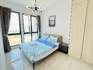 ELYSIA@Legoland3R2B FamilyhouseMax12pax Apartment in Johor