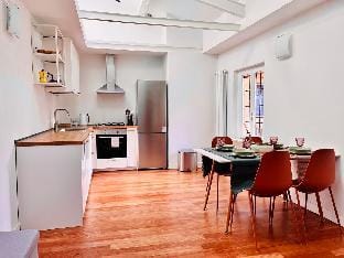 Riverside Loft Navigli Apartment in Milan