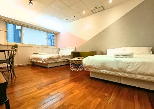 1 min to Ximen Mrt Staycation Suite-Weekly Retreat Apartment in Taipei City