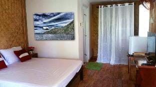 Sweet native Guesthouse in Paradise Garden Vacation rental in Puerto Princesa