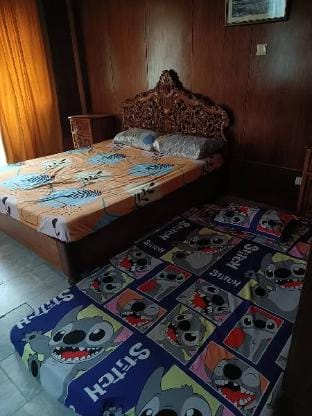 Cozy Villa with beach and pool access Villa in Calabarzon