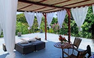 Designer Villa in beautiful garden with pool Villa in Puerto Princesa