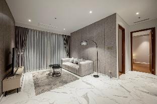 Amazing Pool - Crest Metropole 3BR Apt Vacation rental in Ho Chi Minh City