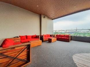 MinimalistCozy Studio Tamansari Iswara By Travelio Apartment in West Java