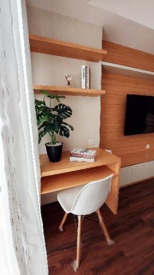Lincoln 18A Apartemen Podomoro Deli Park Apartment in Indonesia