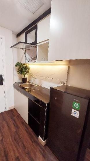 Lincoln 18A Apartemen Podomoro Deli Park Apartment in Indonesia