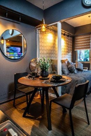 Azure Staycation - 1 bedroom beach view  with PS4  Apartment in Paranaque