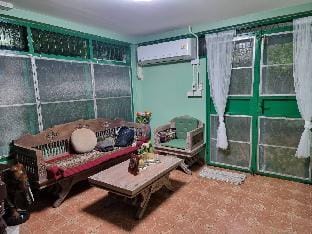 Kanlayana Hostel   Vacation rental in Bangkok