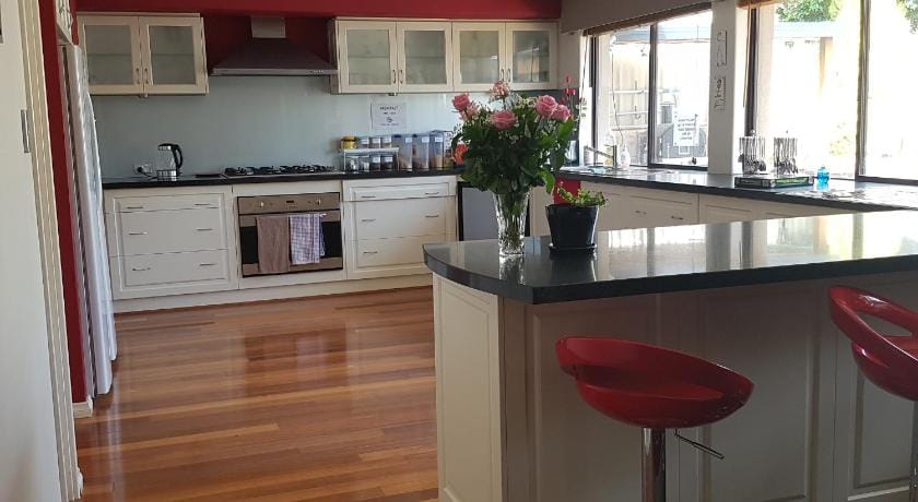 Ocean Reef Homestay Hotel in Perth