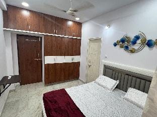 Atlas Homes 1BHK Flat 102| OTTs | Near Hitech City Vacation rental in Hyderabad