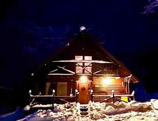green bell3【最大12人】大自然に囲まれて川で涼めるサウナ付まるまる一軒家3号棟 Vacation rental in Nagano Prefecture