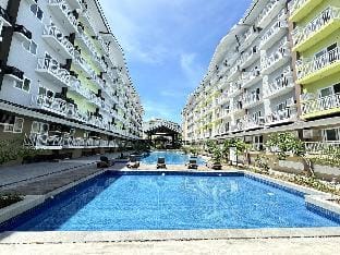 Airport Studio Unit with Outdoor Pool Vacation rental in Lapu-Lapu City