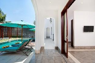 Villa Amalia Legian Villa in Kuta