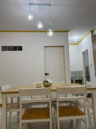 transient solo unit (3 rooms) 8 to15 pax Apartment in Baguio