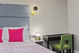 London's boutique studio Vacation rental in London Borough of Camden