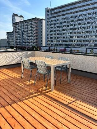 Sakura Retreat近难波 全新独栋 宽敞 4卧3卫2浴9人 日本制家电 芦原桥站步行3分钟 Vacation rental in Osaka