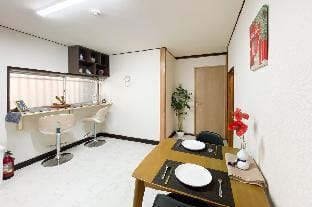【新上线超特价】机场直达，3-10人，新宿、浅草、秋叶原、迪士尼直达，地铁5分钟，性价比之王 Vacation rental in Japan