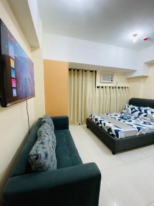 Affordable Staycation Mckinley v2.0 Apartment in Makati