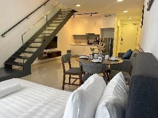 EkoCheras Grand Suite: Elegant Interiors by Moka Vacation rental in Federal Territory of Kuala Lumpur