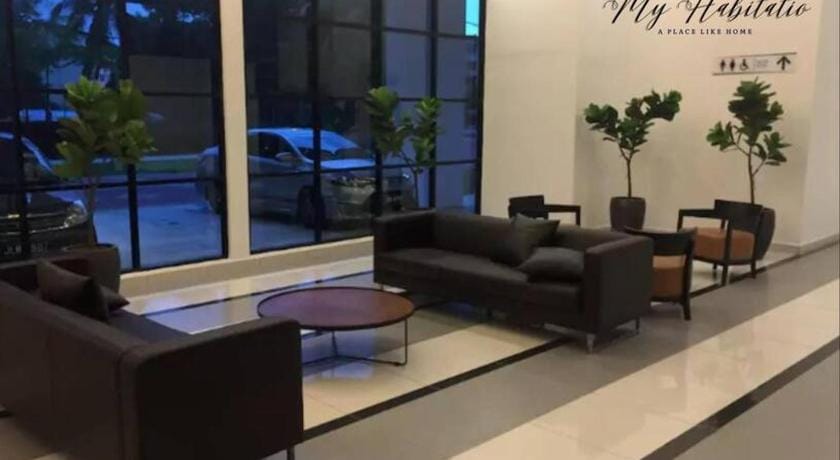 Platino 13 Pax, Mins away from Paradigm & Legoland Apartment in Johor Bahru
