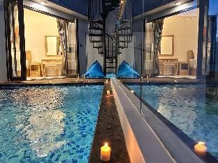 Villa Jturi - Enjoy Sunsets at 2BR w/Pool Nusa Dua Villa in Kuta Selatan