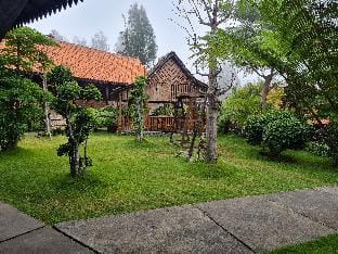 Superior Twin 2 Pax Bawangan Bromo Apartment in East Java