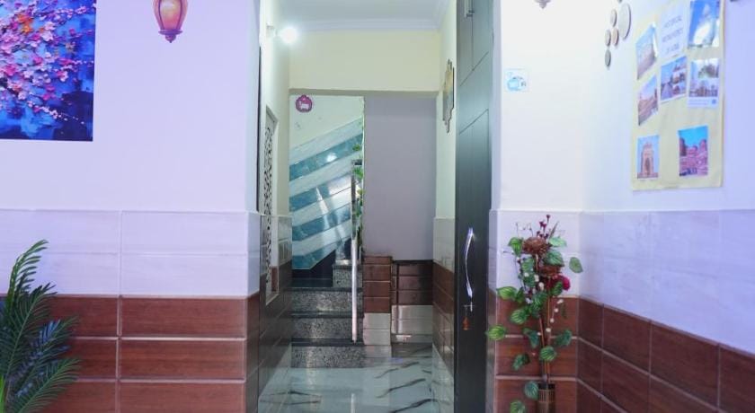 walk inn home stay Vacation rental in Agra