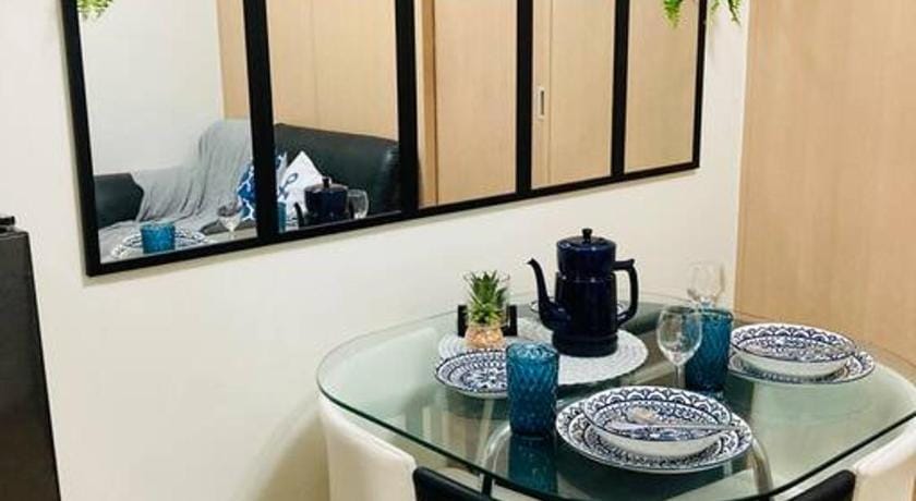 Santorini Inspired 1Bedroom @Trees Residences Apartment in Quezon City