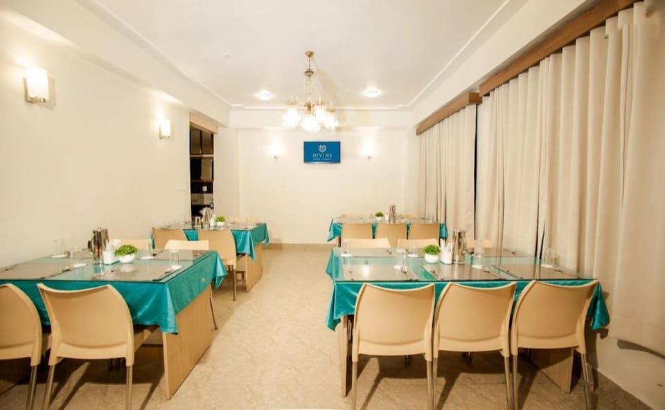 Divine The Elite Zong Lachung Hotel in India