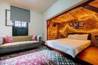 Authentic Flat close to Galata Tower Vacation rental in Istanbul