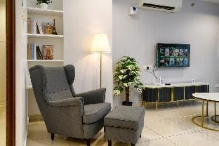 Seaview Serenity/2R2B/1~8pax/Gurney/Mansion One Vacation rental in George Town