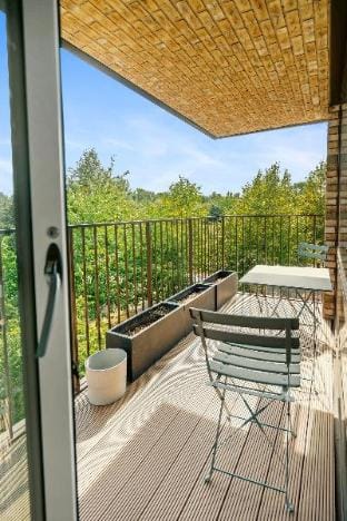 Stylish Apt Near WembleySt| Free Parking & Balcony Apartment in London Borough of Ealing