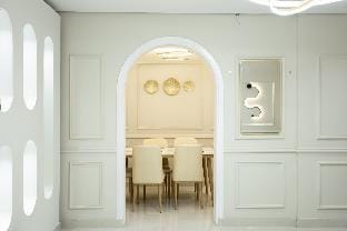 Spacious 3-Bedroom Apartment Near Prophet's Mosque Vacation rental in Medina