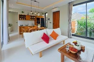Glücks Point House Bali, di ubud Villa in Sukawati