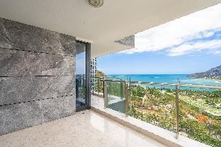 sanya Serenity Coast sea-view holiday apartment Apartment in Sanya