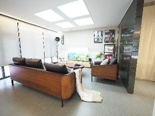 Kids laugh 在這台北溫馨宅不曾停/Mar-exclusive Apartment in Taipei City