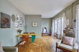 Charming 1BR rue des Martyrs Apartment in Paris