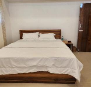 La Serene Homestay Kaziranga  Villa in India