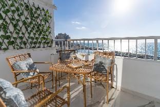 Nabeel Homes - Lovely Seaview Condo in Saba Pasha Apartment in Alexandria