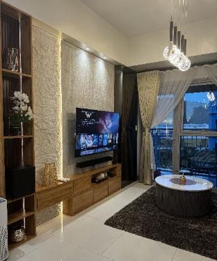 Stylish 1BR Near Airport Facing the Bay - 7b Apartment in Pasay