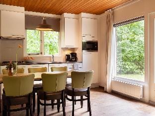 Bungalow in Putten near Veluwe Nature Park Vacation rental in Putten